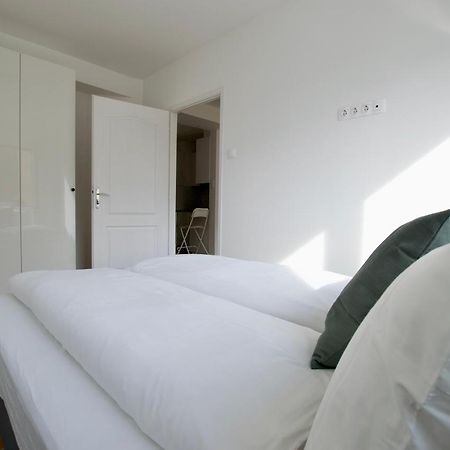 Standard Apartment By Hi5 - Dessewffy 37 Suites 布达佩斯 外观 照片