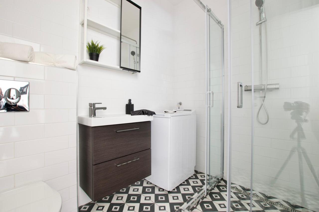 Standard Apartment By Hi5 - Dessewffy 37 Suites 布达佩斯 外观 照片