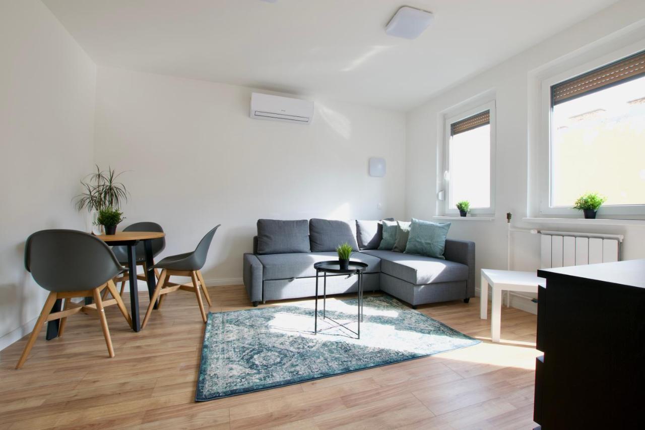 Standard Apartment By Hi5 - Dessewffy 37 Suites 布达佩斯 外观 照片